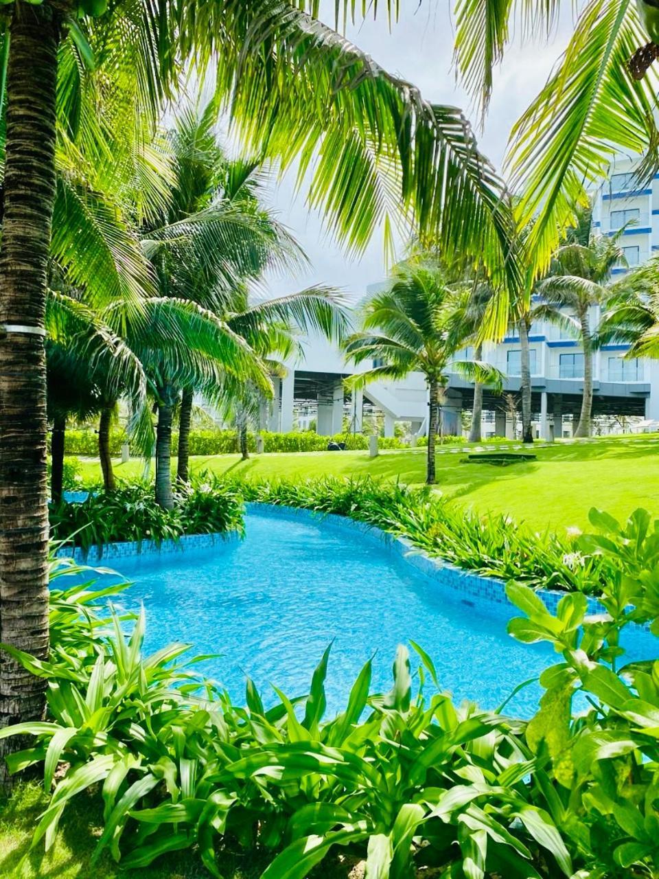 Arena Cam Ranh Beach Resort Nha Trang Exterior photo